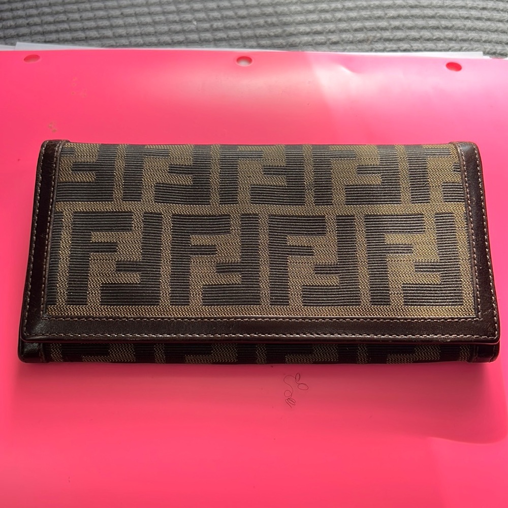 Vintage Fendi wallet